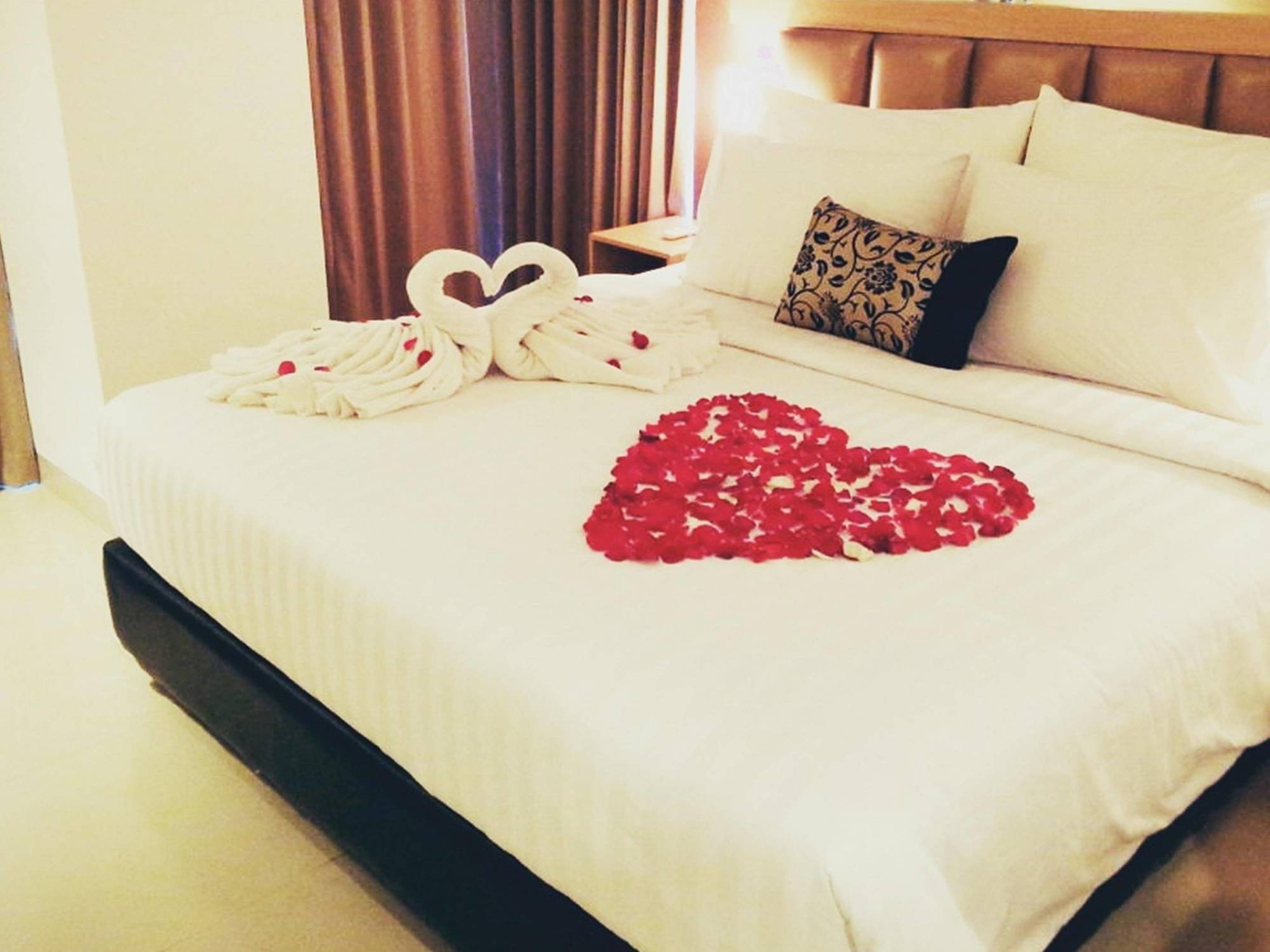 Agria Hotel Bogor Exterior foto